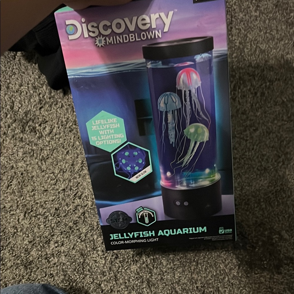 Discovery Mindblown Jellyfish Aquarium